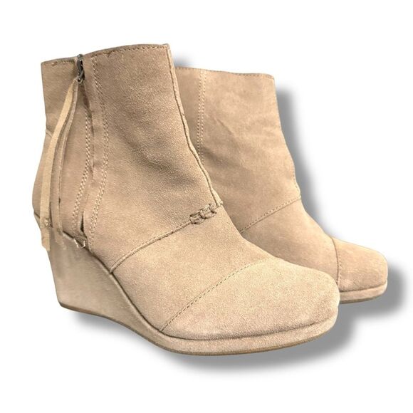 Toms Shoes - Toms Desert Tan Suede Wedge Ankle Booties Size 6W Wide Fit Boots